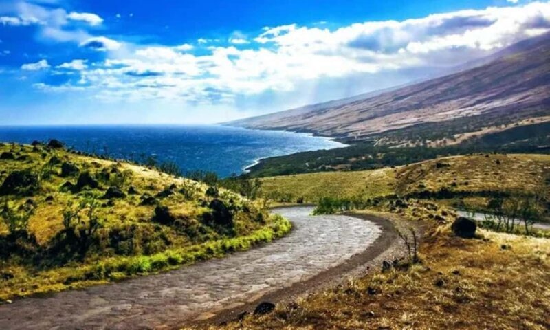 Maui: North Shore and Hana Highway Tour with Breakfast - An Outside Look at the Maui North Shore and Hana Highway Tour
