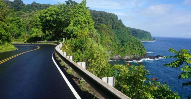 Maui: Private Guided Halfway to Hana Tour - Full Tour Description