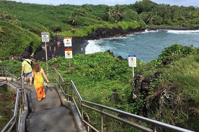 Maui Tour : Road to Hana Day Trip from Lahaina with Pick-up - Who Should Consider This Tour?