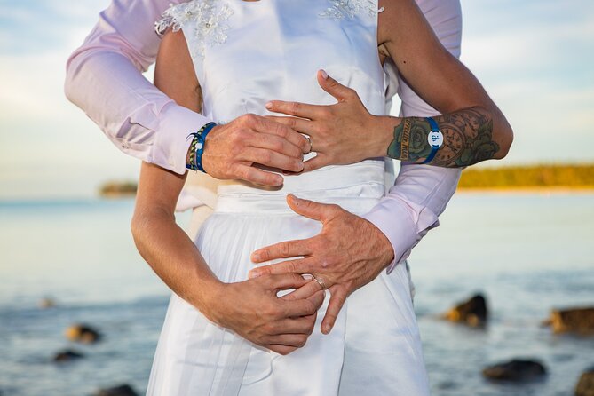 Mauritius: Photoshoot at Mont Choisy Beach With Pro Photographer - Photoshoot Duration and Inclusions