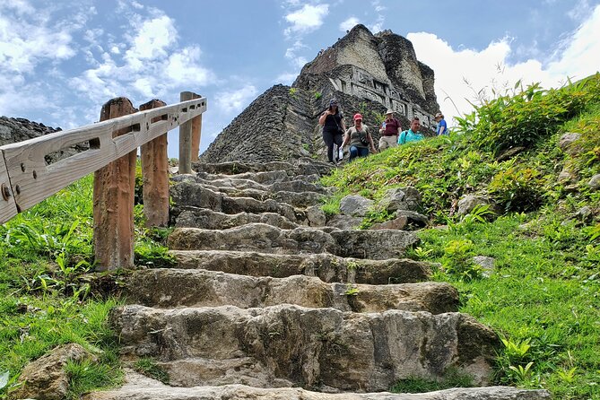 Mayan Ruins and Inland Blue Hole Combo Tour - Review Summary
