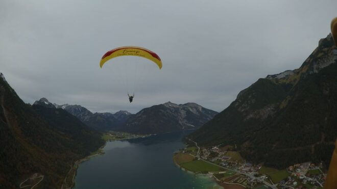 Mayrhofen: Soaring Above the Mountains of Mayrhofen - Enjoying the Flight