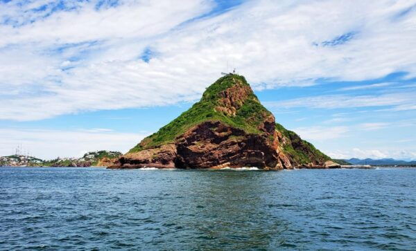 Mazatlan: Sightseeing and Beach All Inclusive - Tour Guide Assistance