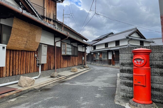 Maze Town Walking and Exploring Fish Market in Izumisano, Osaka - Location and Activity