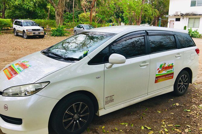 MBJ Montego Bay Airport Transportation to Riu Ocho Rios Jamaica - What to Expect During the Transfer