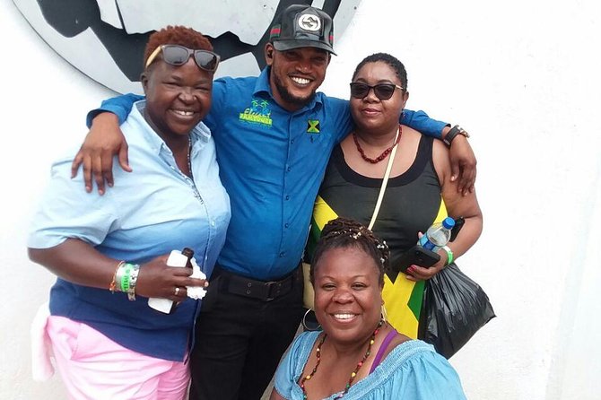 MBJ Transfer - Tryall and Round Hill Hotels - Pricing and Booking Details