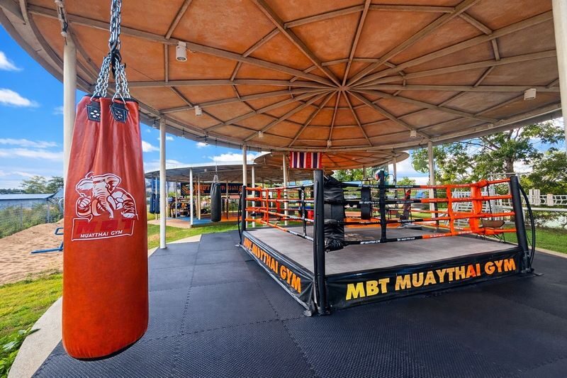 MBT Muay Thai Gym Class in Chiang Rai - What the one-hour class offers