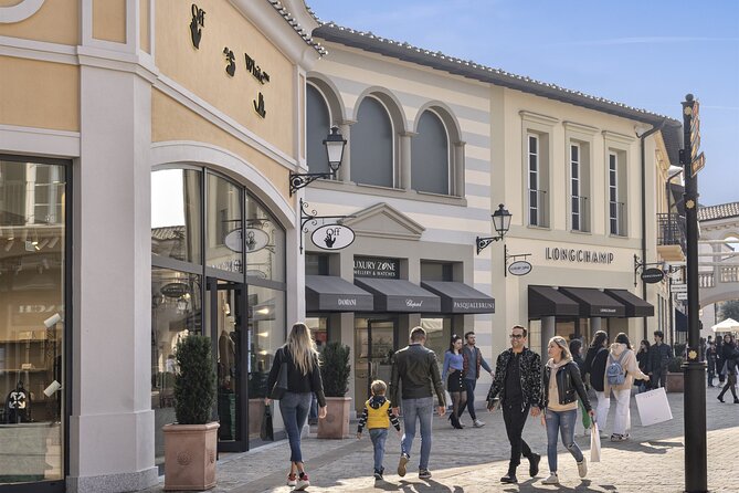 Mcarthurglen Serravalle Designer Outlet: Shuttle From Milan - Additional Information and Tips