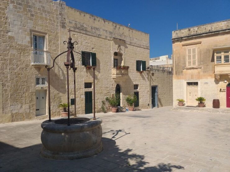 Mdina and Rabat: Guided City Walking Tour - Tour Experience