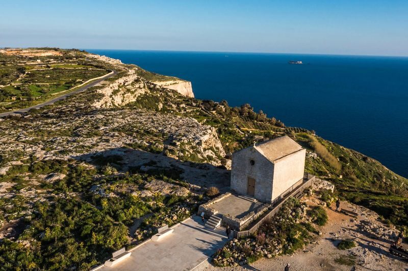 Mdina, Dingli Cliffs and San Anton Botanical Gardens Tour - Mdina: medieval streets in a compact visit