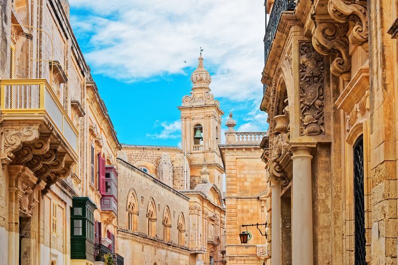 Mdina, Dingli Cliffs and San Anton Botanical Gardens Tour - San Anton Gardens: a quieter stop in Attard