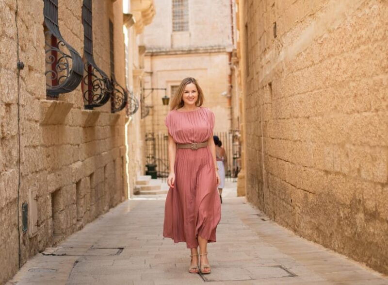 Mdina Professional Photoshoot 45 min over 70 digital Photos - FAQ