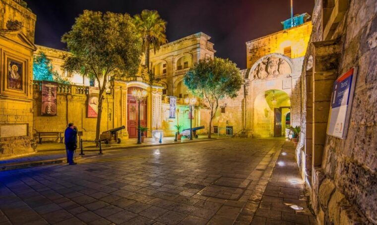 Mdina: Valletta Waterfront Area, Mdina, and Rabat Night Tour - Who Should Consider This Tour?