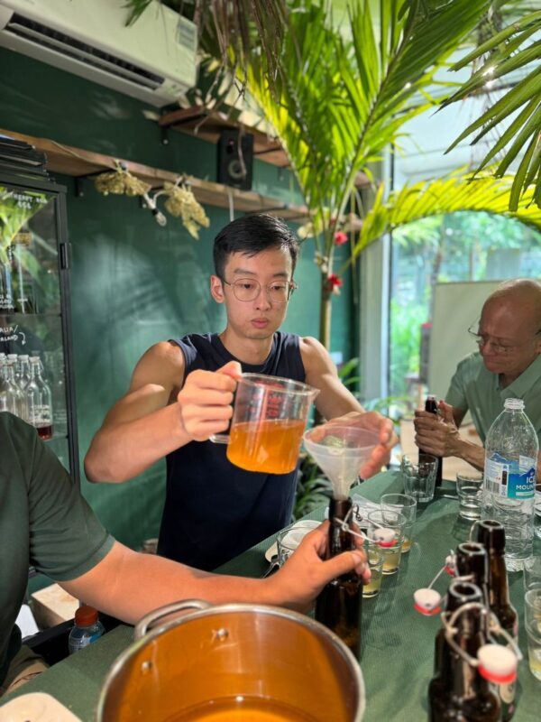Mead Making Workshop at The Sundowner - A tasting that goes beyond one jar