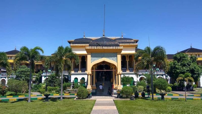 Medan: 4-Day Lake Toba, Samosir Island, and Berastagi Tour - Final Day and Departure