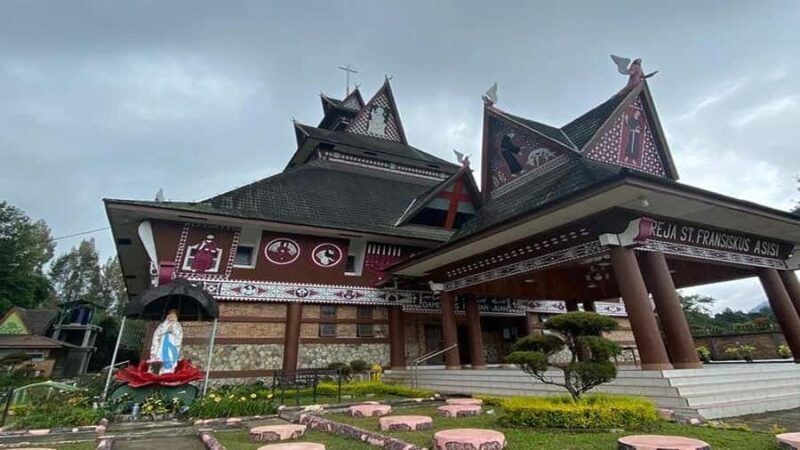 Medan: 4-Day Lake Toba, Samosir Island, and Berastagi Tour - FAQ