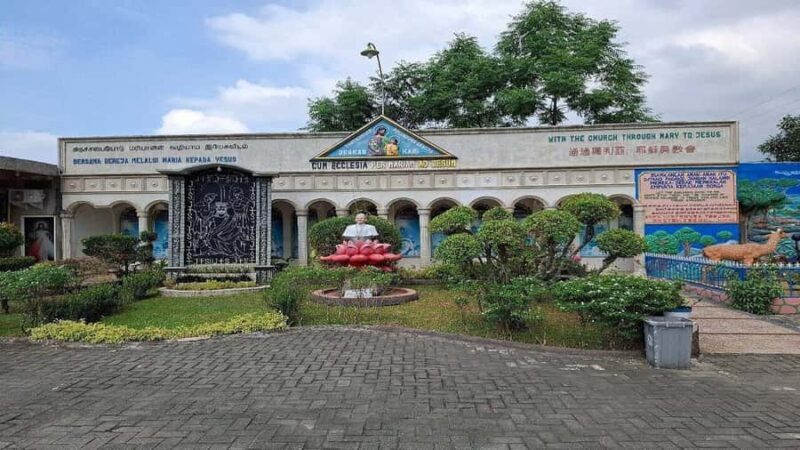 Medan: Explore the City with a Sightseeing Tour - Good To Know