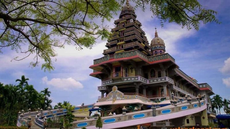 Medan: Highlights City Sightseeing Guided Group Tour - FAQs