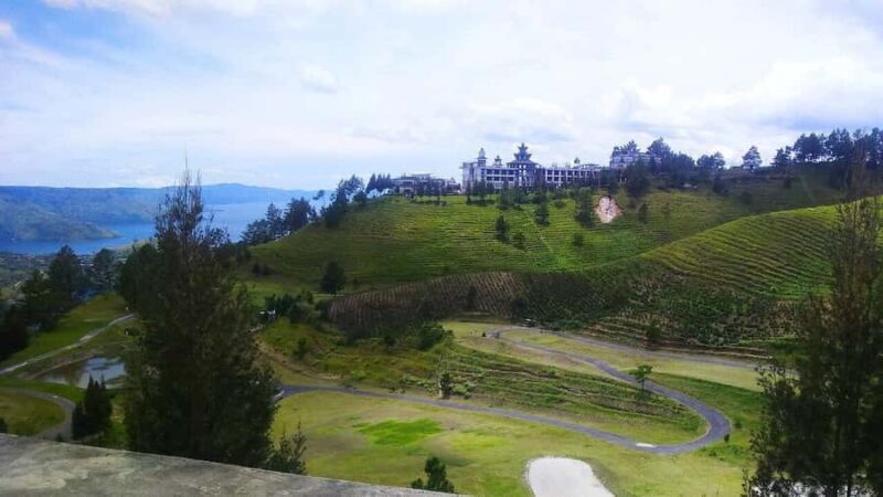 Medan: Taman Simalem Resort Day Trip with Lunch - What Travelers Can Expect