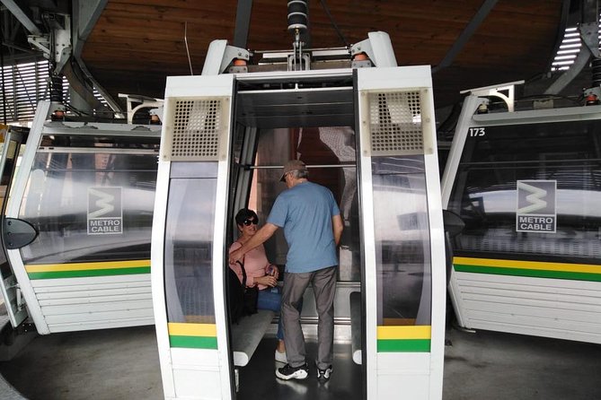 Medellin by Metro With Botero Plaza and Botanical Gardens - Medellín - Good To Know