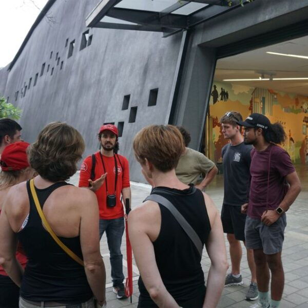Medellín City Tour by 8 Hours (Transportation Guide) - Customization and Personalization