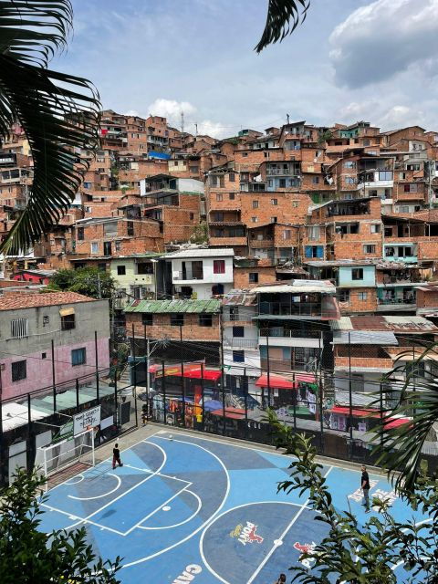 Medellín: Comuna 13 Street Art and Food - Location and Overall Experience