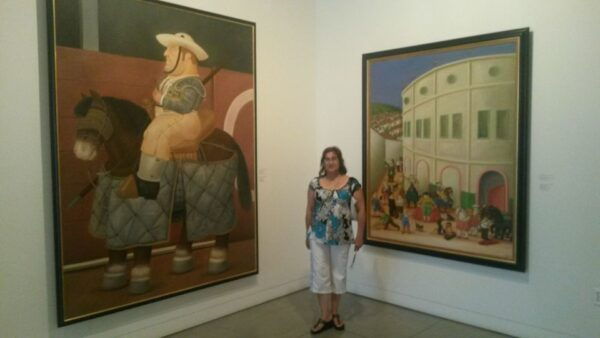 Medellín: Cultural City & Museum Tour - Oversize Luggage Policy