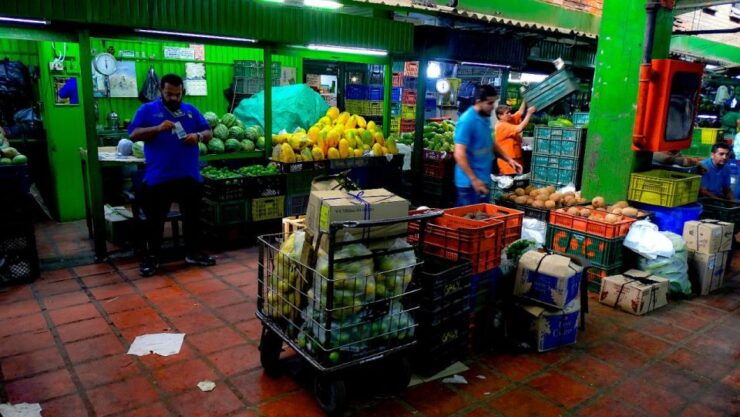 Medellín: Exotic Fruits and Explore the Local Markets - Good To Know