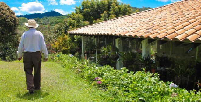 Medellín: Flower Farm & Silletero History Tour - Location & Tour Stops