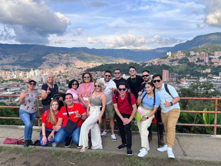 Medellin: Full Day Guided City Highlights Tour - Tour Overview