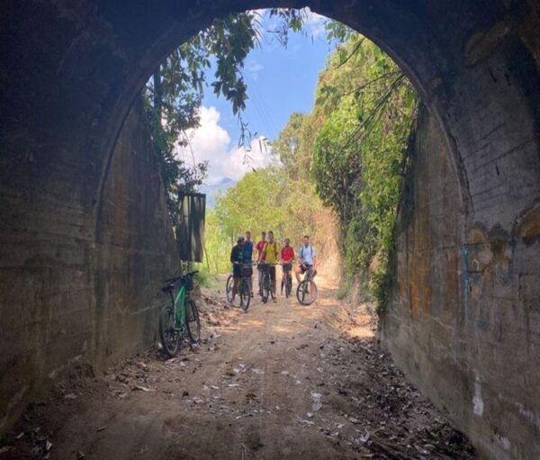Medellín: Full-Day Mountain Bike Tour With Lunch - Directions