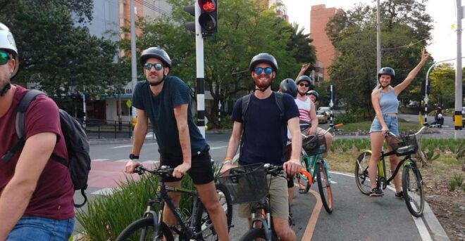 Medellín: Guided City Bike Tour - Tour Description