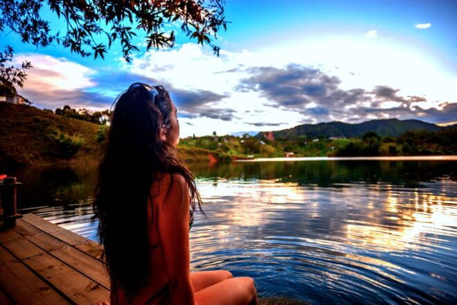 Medellin: Guided Tour to Guatape & 1-Night Lakeside Glamping - Additional Information