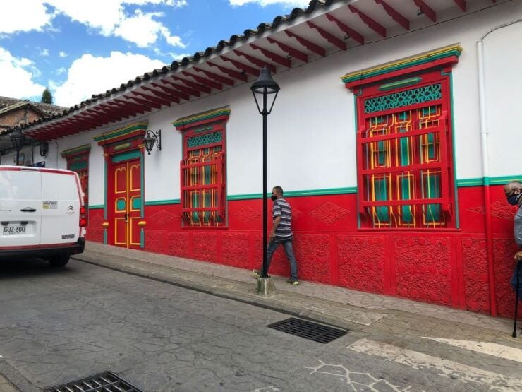 Medellín: Half-Day Private Colonial Towns Tour - Historical Insights