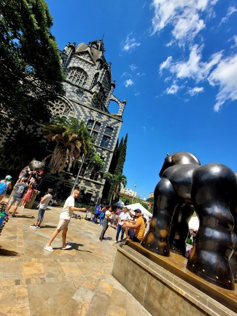 Medellin : Highlights Private Tour and Traditional Snacks - Tour Duration