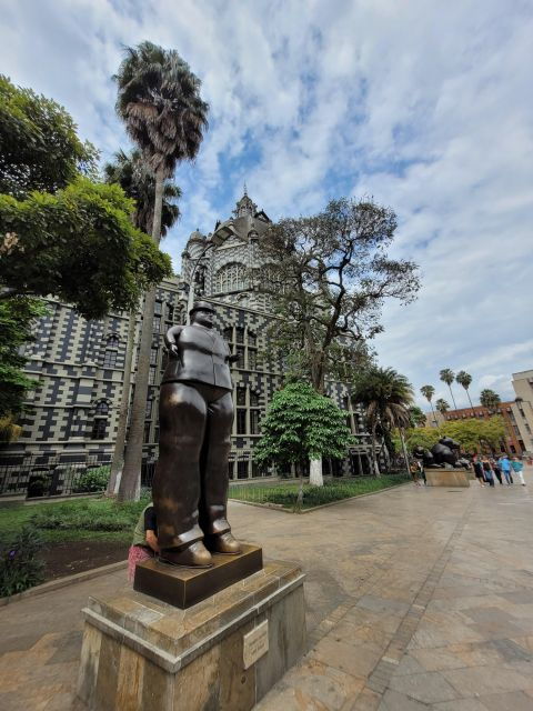 Medellin : Highlights Private Tour and Traditional Snacks - Itinerary Flexibility