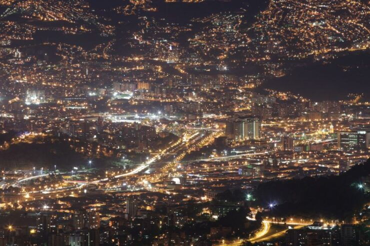 Medellín: Nightlife Tour - Experience Highlights