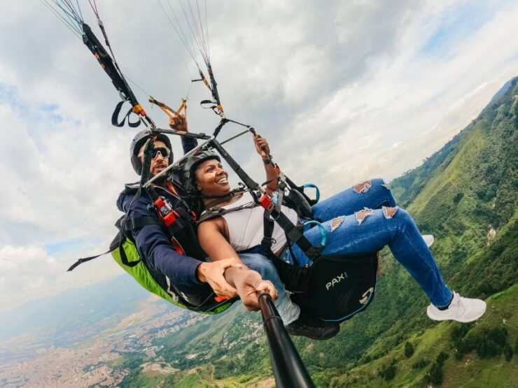 Medellín: Paragliding in the Colombian Andes - Experience Itinerary