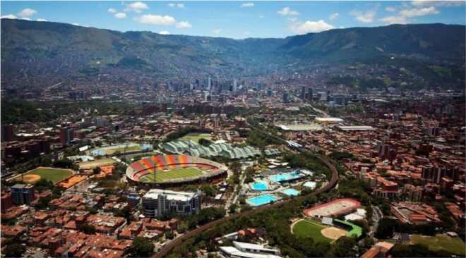 Medellín: Private City Helicopter Tour - Flight Route and Major Sites
