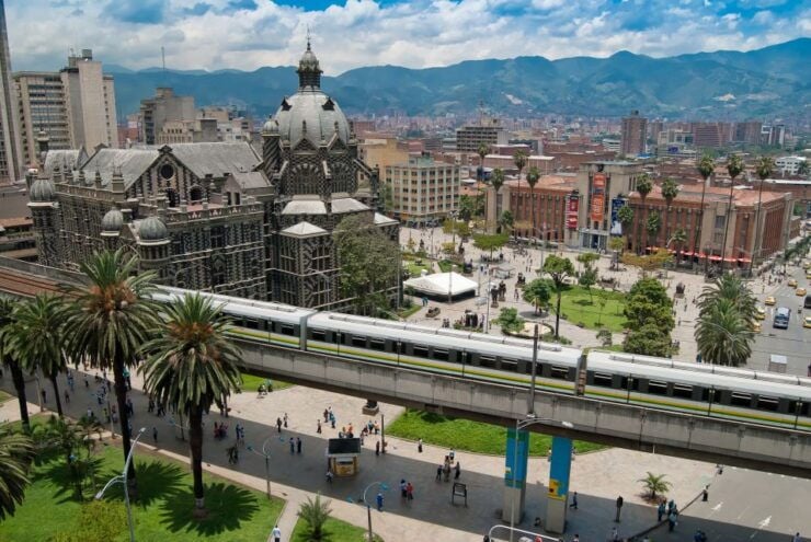 Medellin: Private Downtown Walking Tour and Coffee Tasting - Tour Details