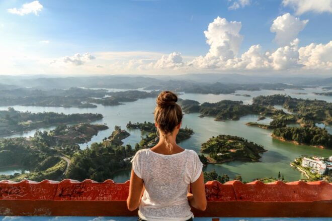 Medellín: Private Guatapé With Peñol Tickets and Boat Ride - Review Summary