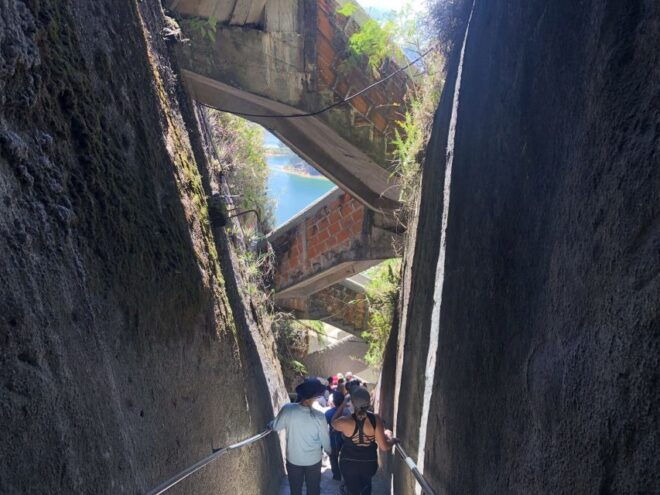 Medellín: Private Guatapé With Peñol Tickets and Boat Ride - Tour Highlights