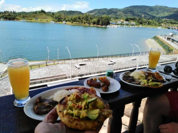 Medellín: Private Guatapé With Peñol Tickets and Boat Ride - Booking and Reservation