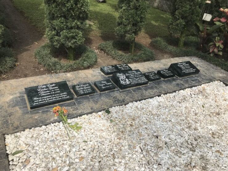 Medellín: Private Pablo Escobar Tour With Cable Car Ride - Tour Details