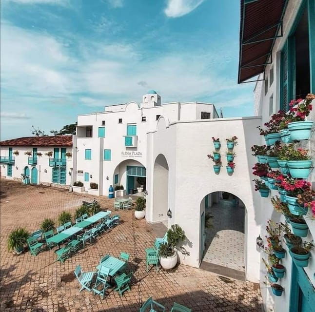 MEDELLIN: SANTORINI TOUR + THE RING SPA + SWIMMING POOL - Inclusions and Exclusions