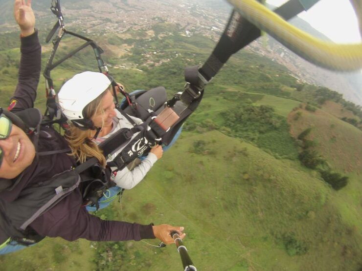 Medellín: Valley Paragliding Trip With Certified Pilots - Experience Details