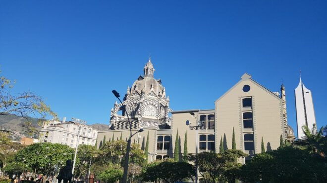 Medellín: Walking Tour With Cable Car and Botero Plaza - The Sum Up