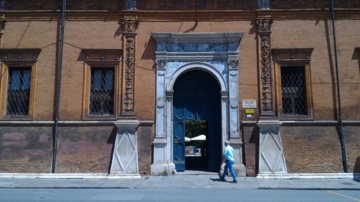 Medieval Ferrara and the Jewish Ghetto Walking Tour - Experience Highlights