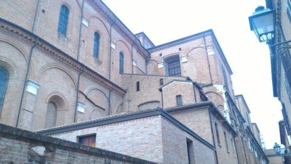 Medieval Ferrara and the Jewish Ghetto Walking Tour - Directions