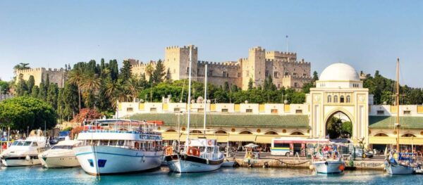 Medieval Rhodes and Lindos Highlights - Private GUIDED Tour - Why Choose a Private Tour